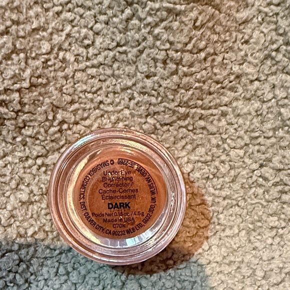 Smashbox Becca - dark under eye brightening - new! - Picture 2 of 2